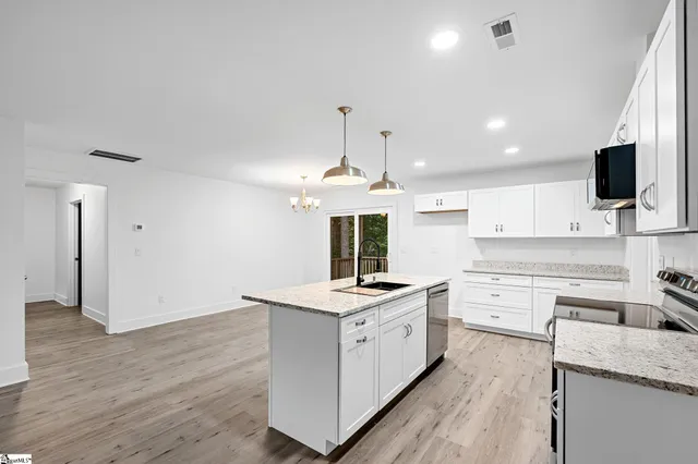 $439,000 | 200 Hillbrook Road, Taylors, SC 29687