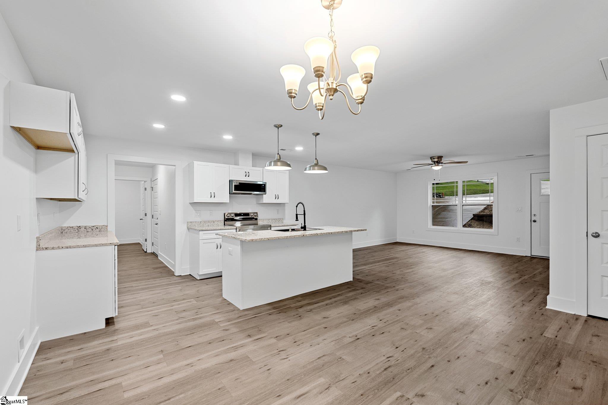 200 Hillbrook Road Taylors, SC 29687 - Photo 36 of 41