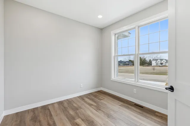 $824,000 | 3613 Crestwood Ridge Northeast, Alexandria, MN 56308