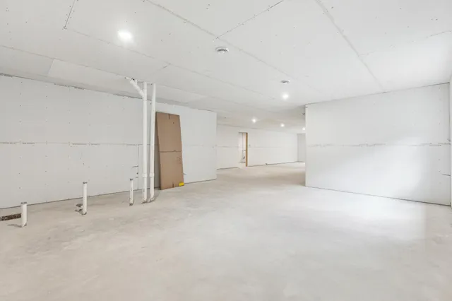 $824,000 | 3613 Crestwood Ridge Northeast, Alexandria, MN 56308