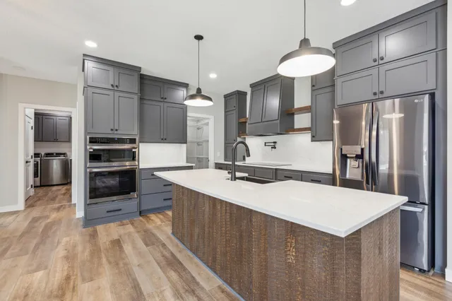 $824,000 | 3613 Crestwood Ridge Northeast, Alexandria, MN 56308