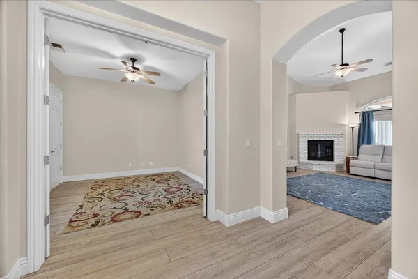 $700,000 | 174 North Lind Avenue, Clovis, CA 93612