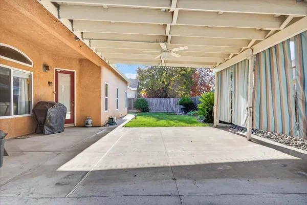 $700,000 | 174 North Lind Avenue, Clovis, CA 93612