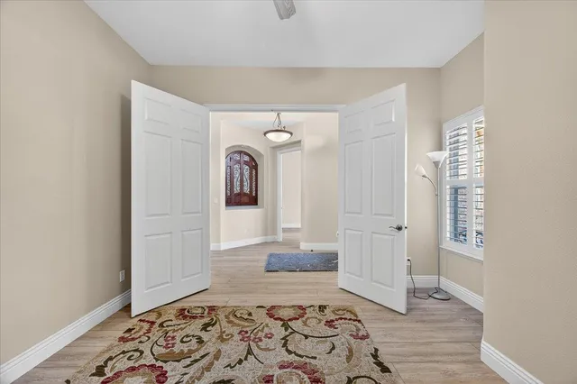 $699,000 | 174 North Lind Avenue, Clovis, CA 93612