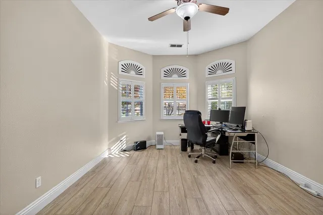 $699,000 | 174 North Lind Avenue, Clovis, CA 93612