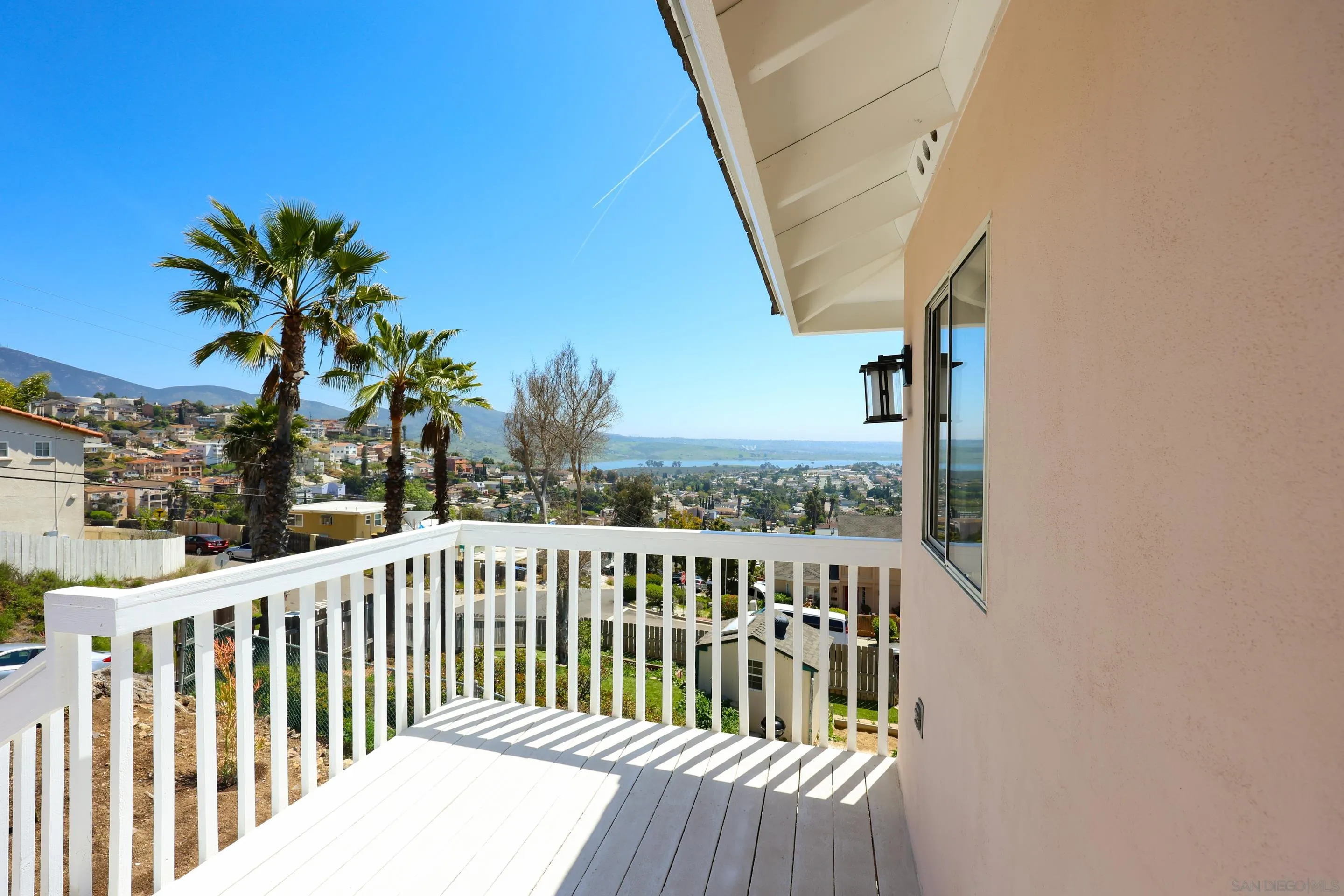 1412 San Miguel Avenue Spring Valley, CA 91977 - Photo 4 of 44 a view of a balcony with yard