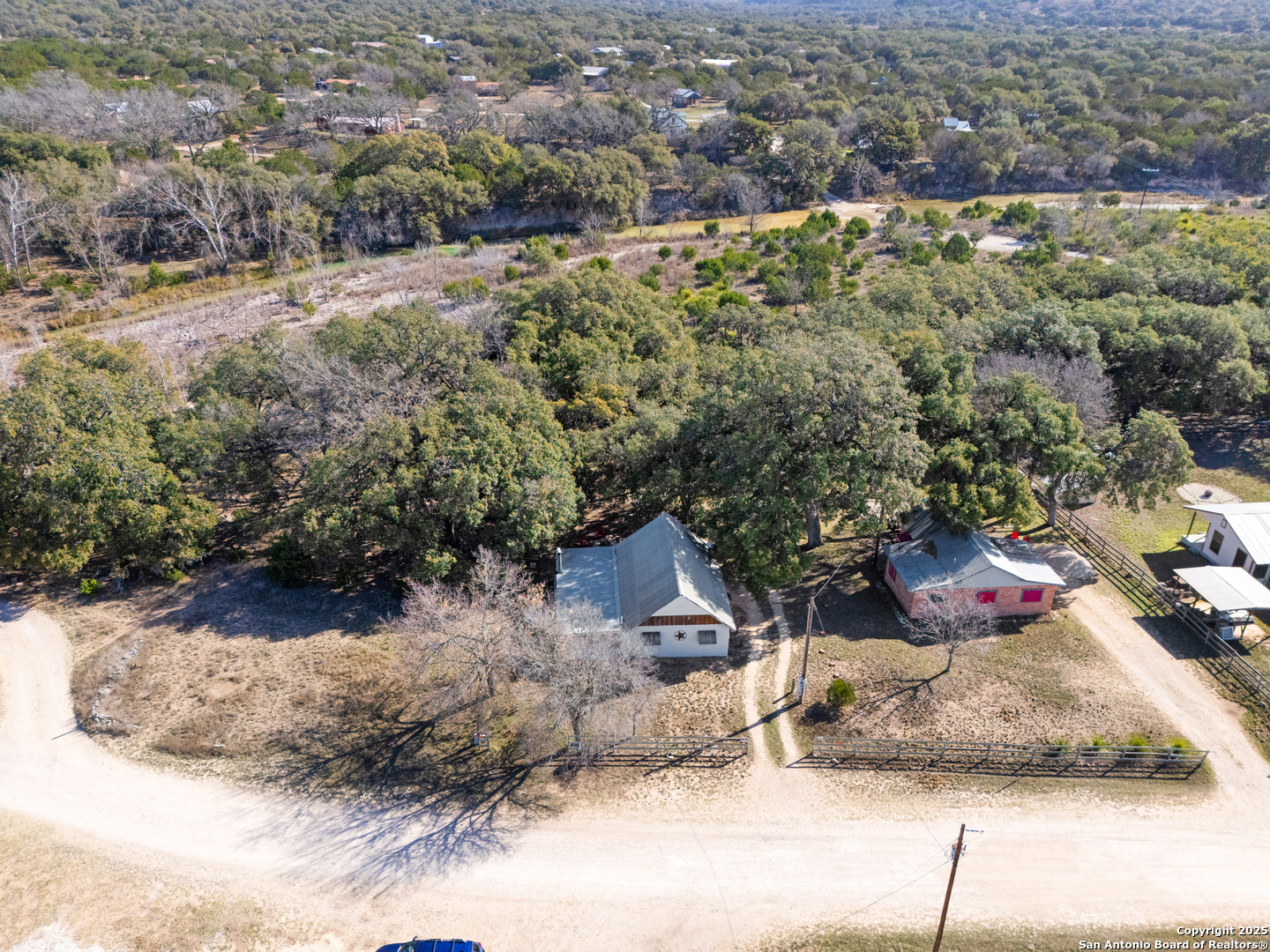 62 Turkey Trot Uvalde, TX 78801 - Photo 32 of 39