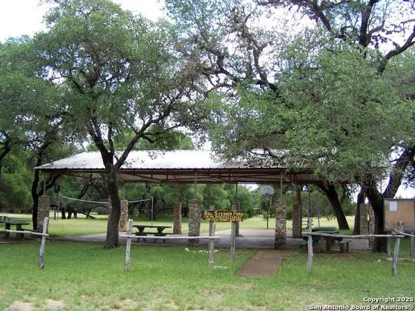 $179,000 | 62 Turkey Trot, Uvalde, TX 78801
