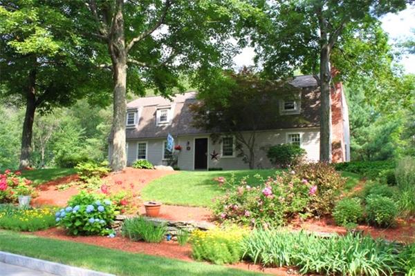 23 Olde Coach Road Westborough, MA 01581 - Photo 3 of 25 Gallery Image 3