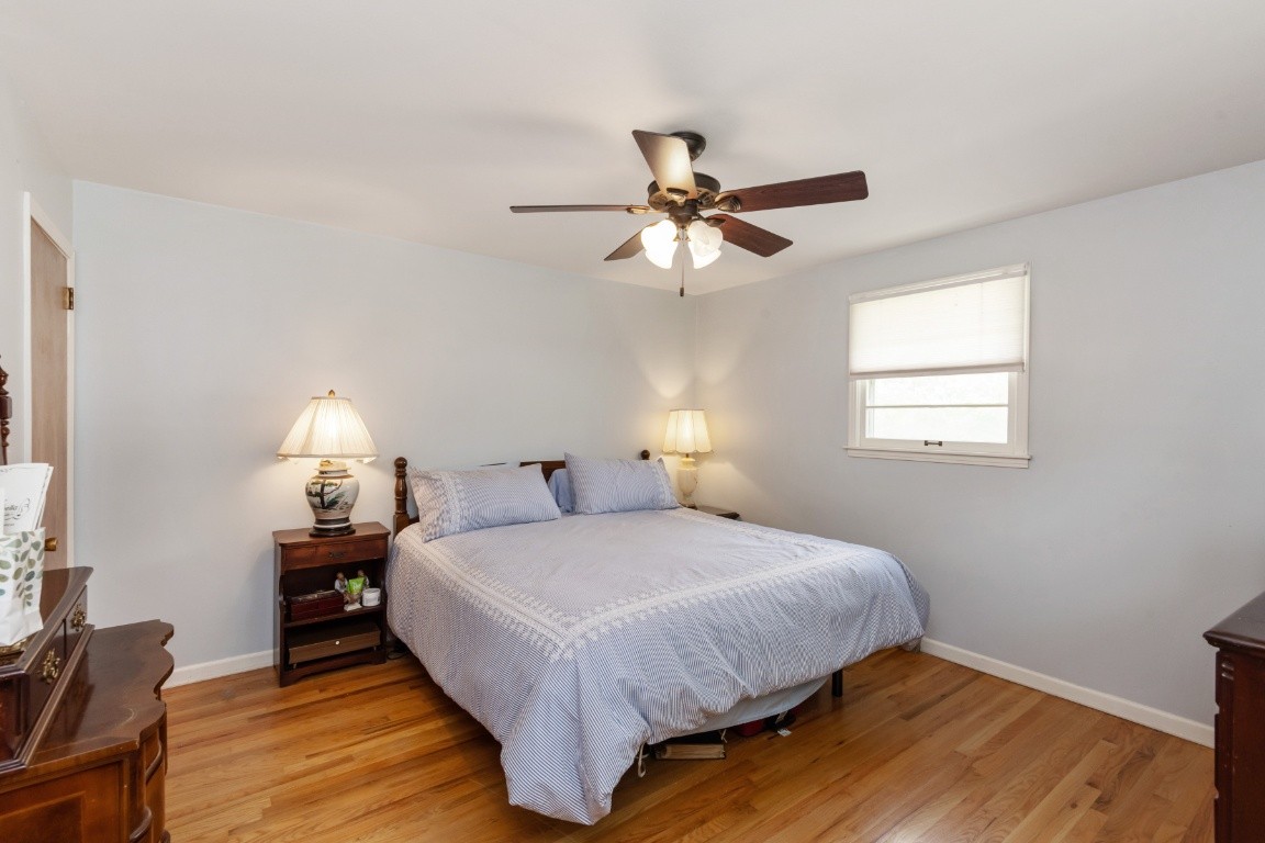 5895 Murfreesboro Road Lebanon, TN 37090 - Photo 15 of 31 a bedroom with a bed and a window