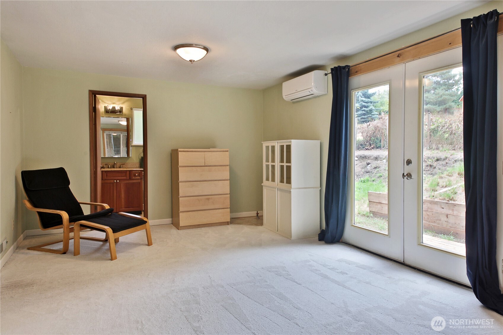 6255 Bayview Road Clinton, WA 98236 - Photo 20 of 40 Gallery Image 20