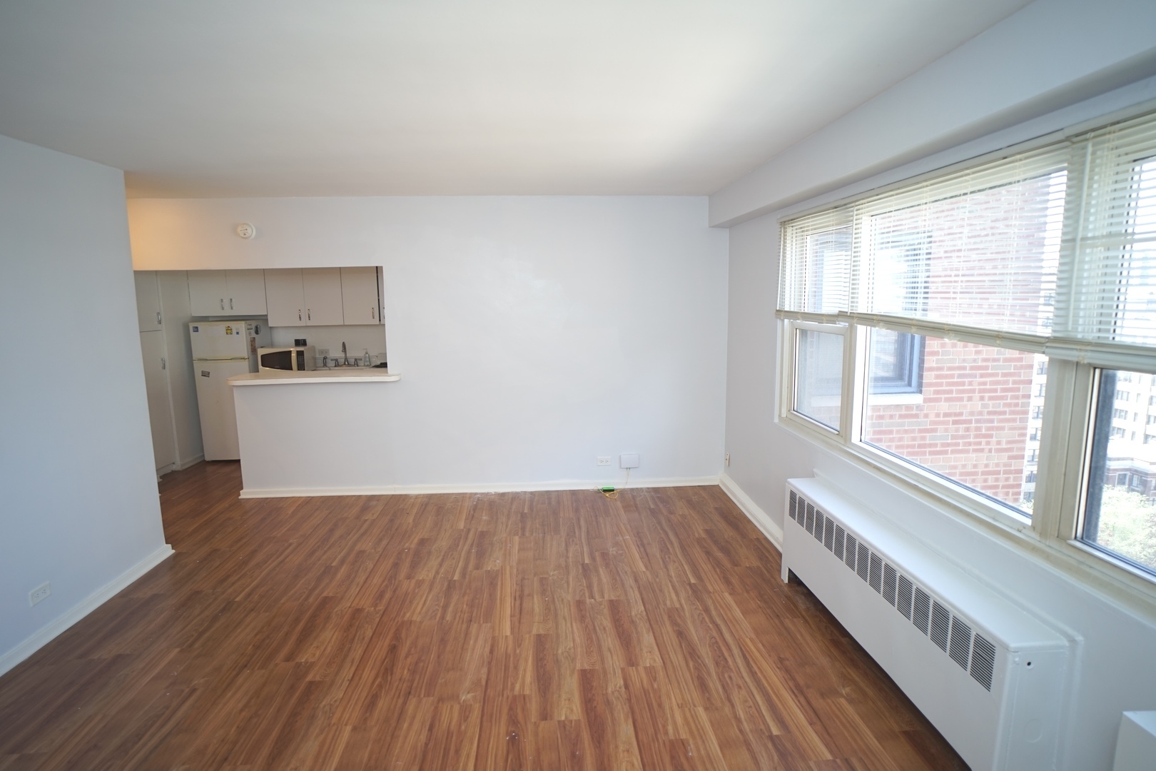 2909 North Sheridan Road, Unit 1401 Chicago, IL 60657 - Photo 4 of 16