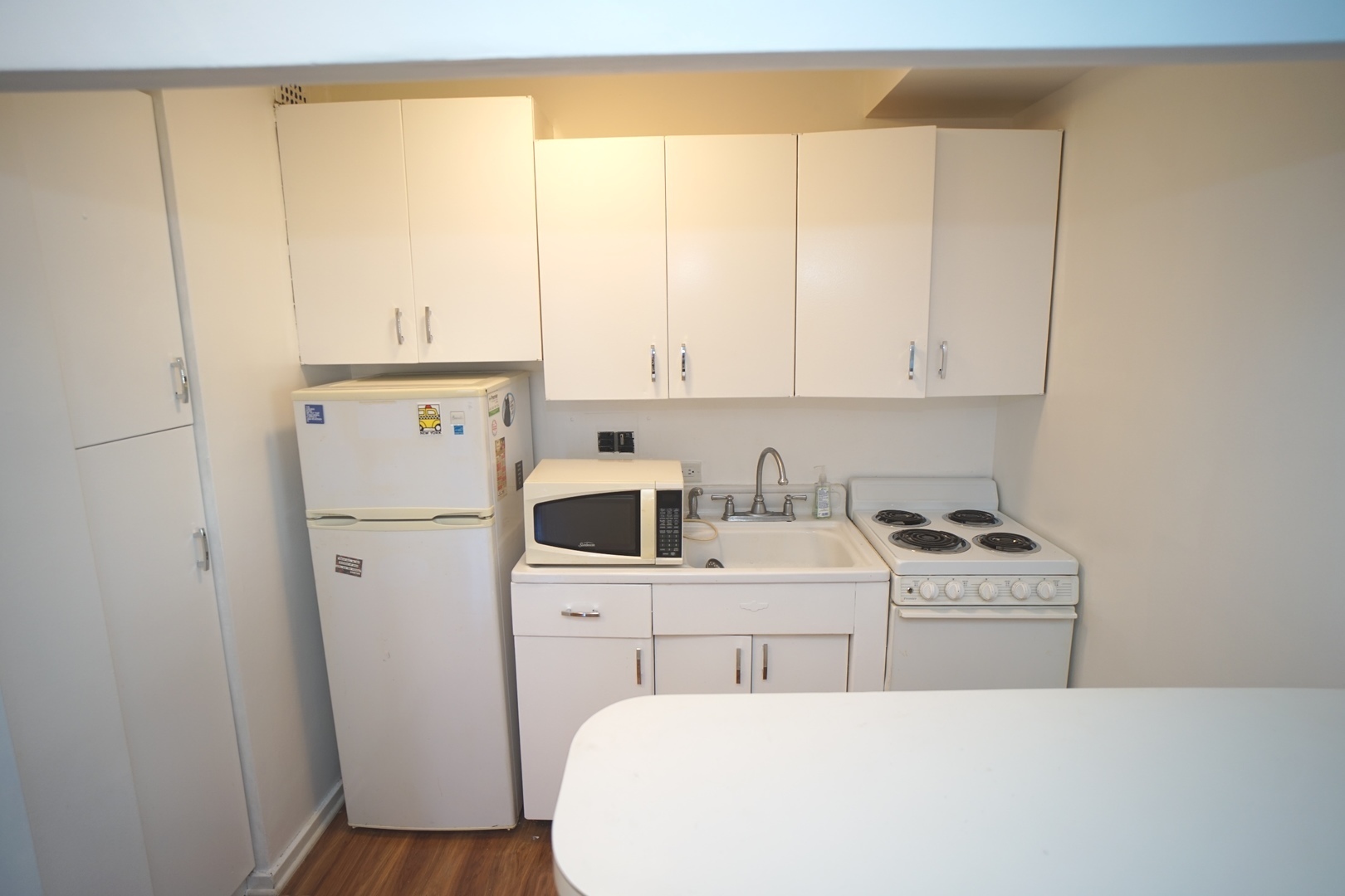 2909 North Sheridan Road, Unit 1401 Chicago, IL 60657 - Photo 6 of 16