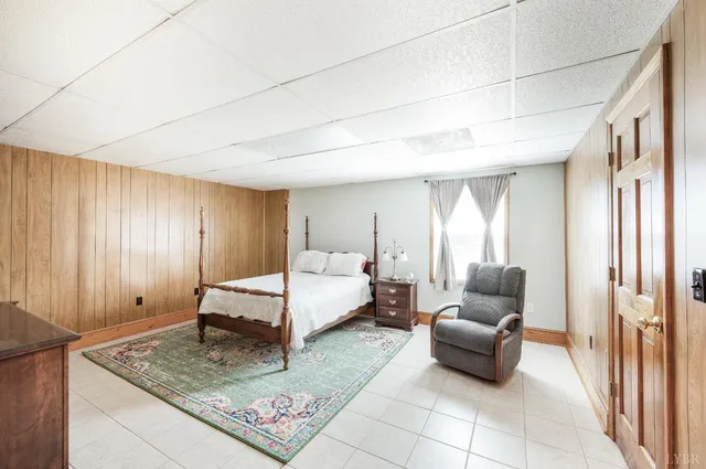 $549,900 | 4250 Burnt Chimney Road, Wirtz, VA 24184