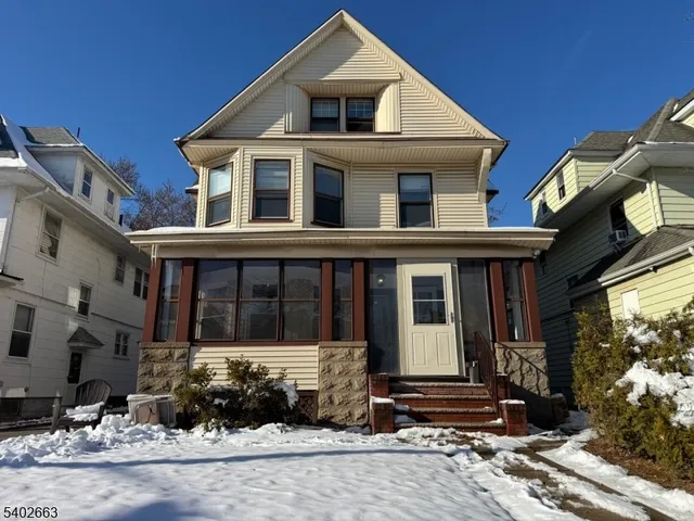 $2,450 | 4 Claremont Place, Unit 1, Montclair, NJ 07042