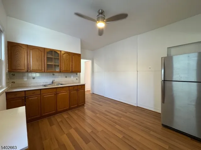 $2,350 | 4 Claremont Place, Unit 1, Montclair, NJ 07042