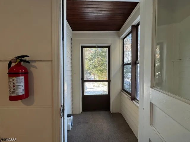 $2,350 | 4 Claremont Place, Unit 1, Montclair, NJ 07042