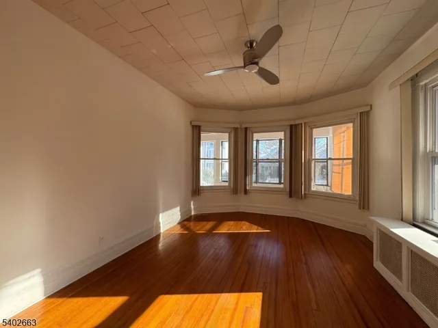 $2,350 | 4 Claremont Place, Unit 1, Montclair, NJ 07042