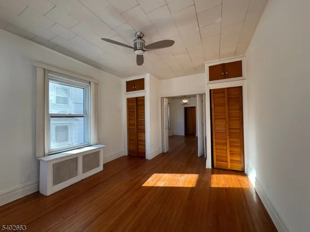 $2,350 | 4 Claremont Place, Unit 1, Montclair, NJ 07042