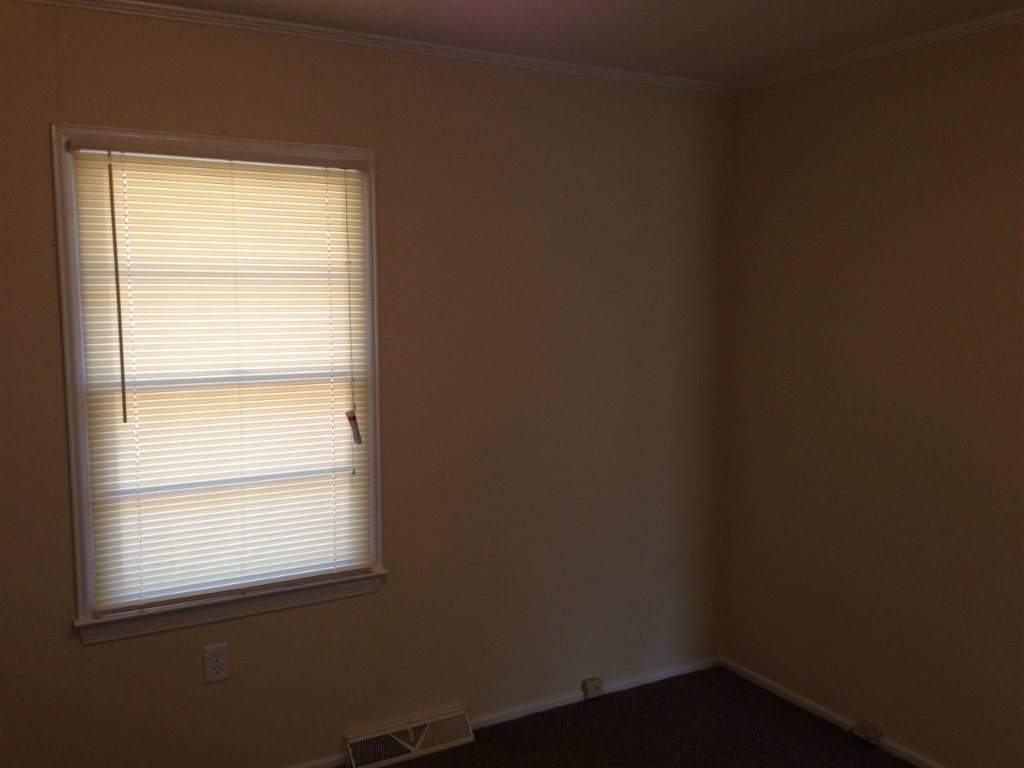 28 Gilmer Drive Anderson, SC 29621 - Photo 4 of 9 Gallery Image 4