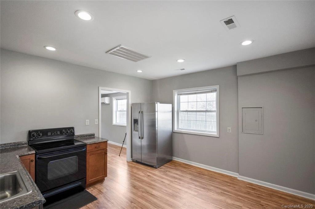 1001 Lakehill Road Charlotte, NC 28214 - Photo 20 of 28 Gallery Image 20