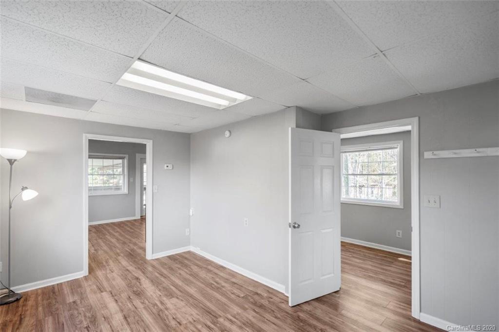 1001 Lakehill Road Charlotte, NC 28214 - Photo 22 of 28 Gallery Image 22