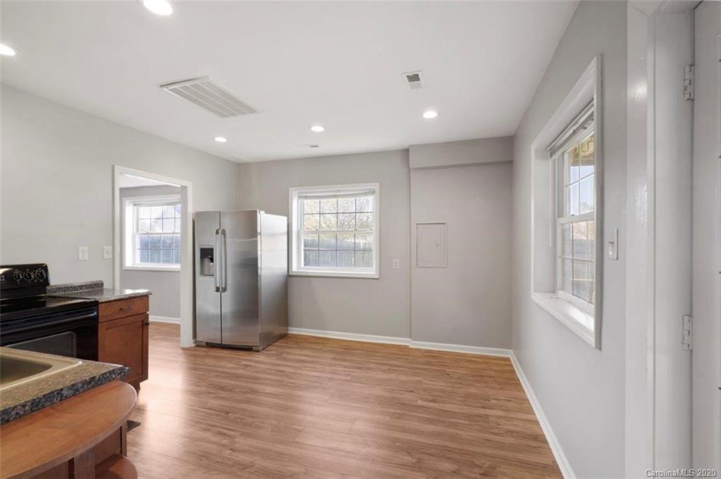 1001 Lakehill Road Charlotte, NC 28214 - Photo 23 of 28 Gallery Image 23