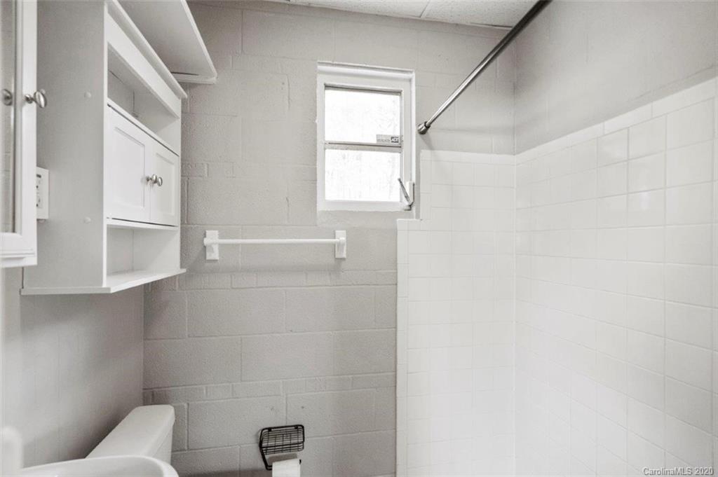 1001 Lakehill Road Charlotte, NC 28214 - Photo 26 of 28 Gallery Image 26