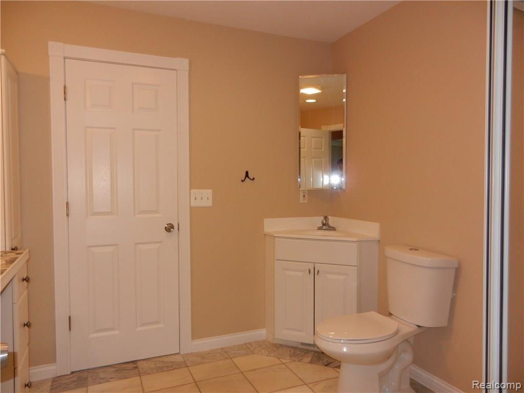 8956 Davisburg Road Clarkston, MI 48348 - Photo 32 of 38 Master bath2.JPG