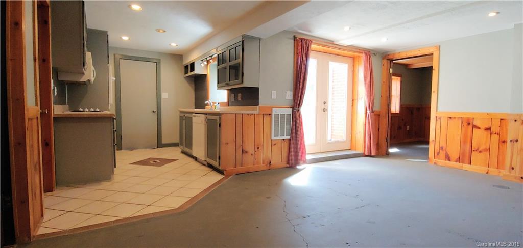 18 Rhoda Street Canton, NC 28716 - Photo 24 of 30 Gallery Image 24