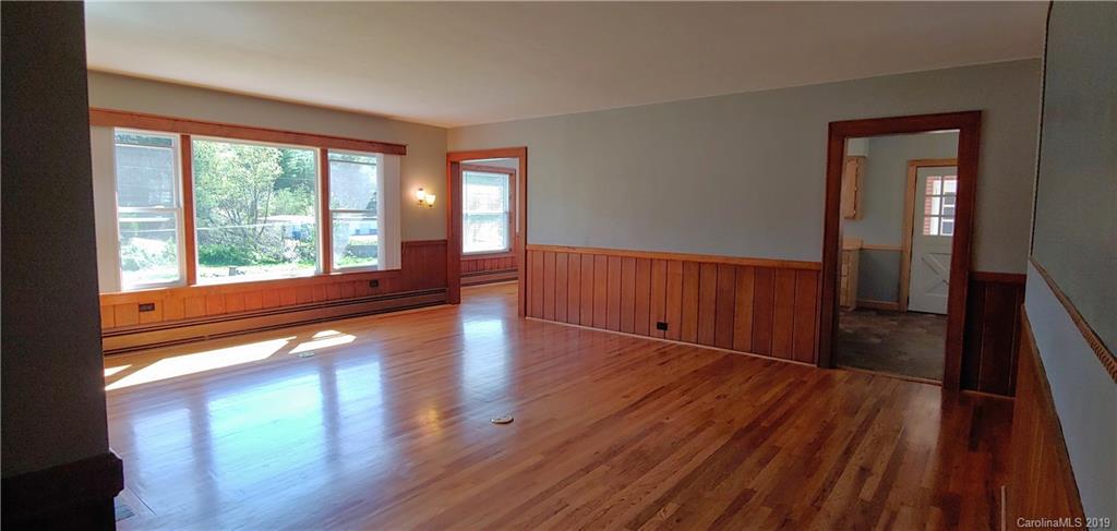 18 Rhoda Street Canton, NC 28716 - Photo 5 of 30 Gallery Image 5