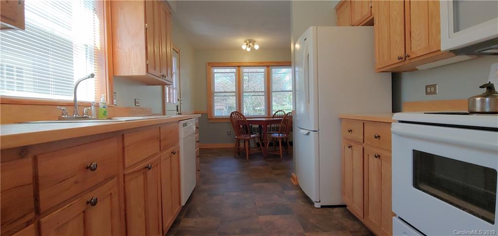 18 Rhoda Street Canton, NC 28716 - Photo 7 of 30 Gallery Image 7