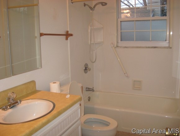 56-58 Westminster Road Chatham, IL 62629 - Photo 13 of 19 Gallery Image 13