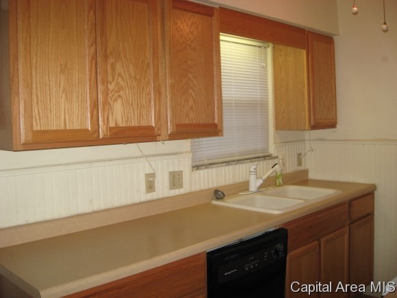 56-58 Westminster Road Chatham, IL 62629 - Photo 7 of 19 Gallery Image 7