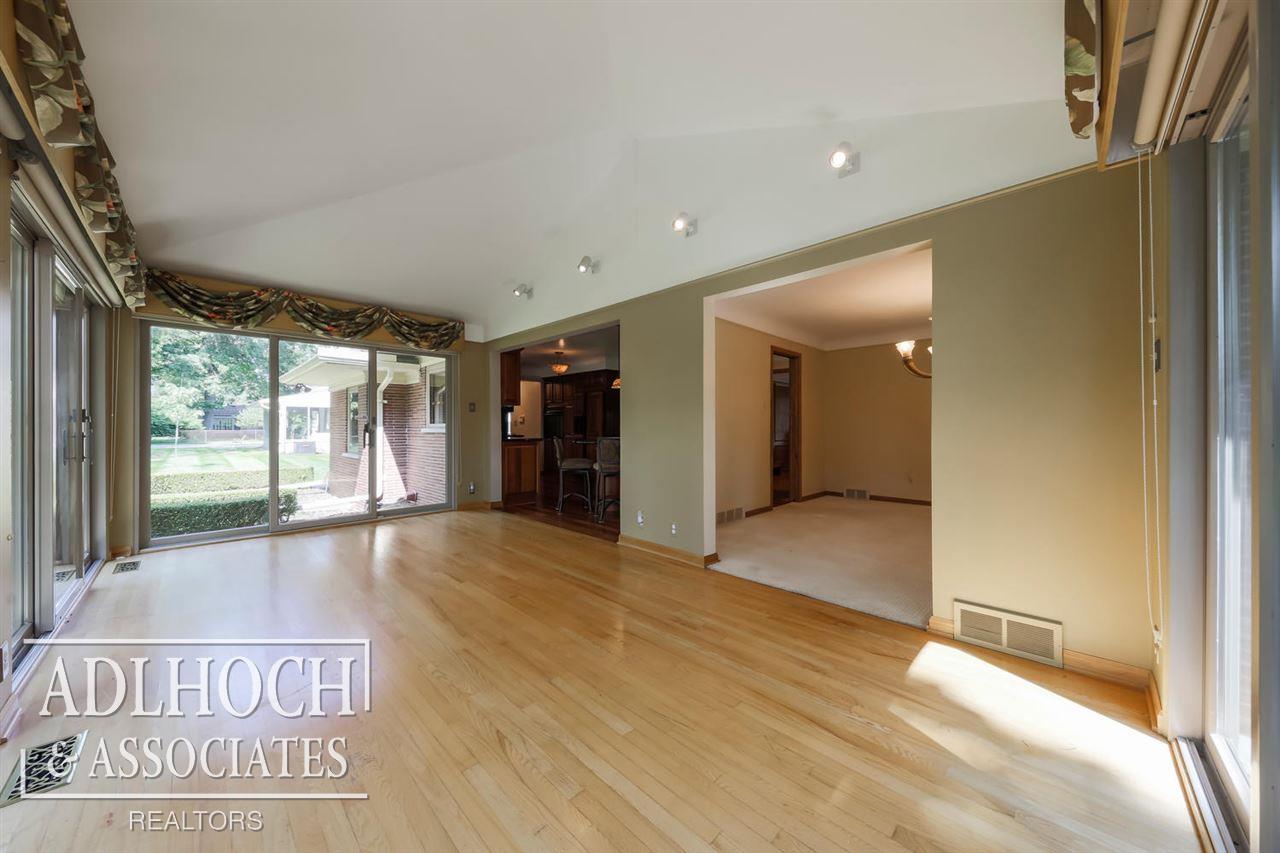 35 Clairview Road Grosse Pointe Shores, MI 48236 - Photo 7 of 29
