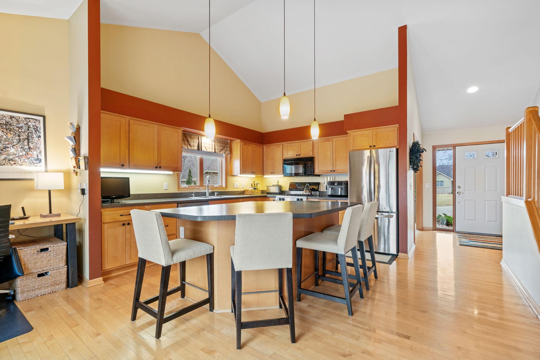 18904 Yarborough Trace Maple Grove, MN 55311 - Photo 2 of 63