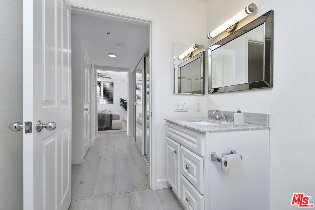 4501 Cedros Avenue, Unit 112 Sherman Oaks, CA 91403 - Photo 16 of 32