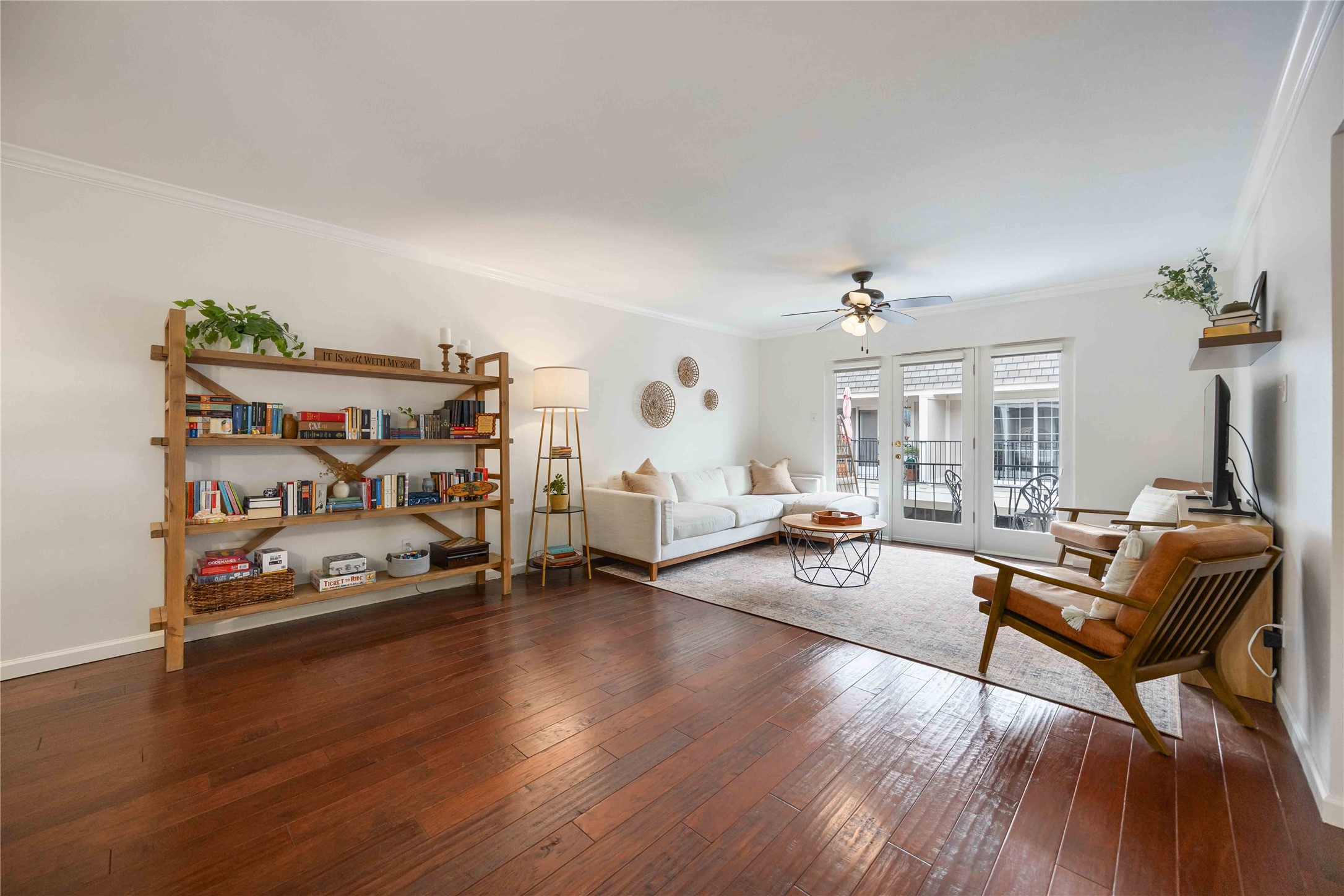 2230 South Piney Point Road, Unit 206 Houston, TX 77063 - Photo 4 of 24 Another view of the open-concept living room.