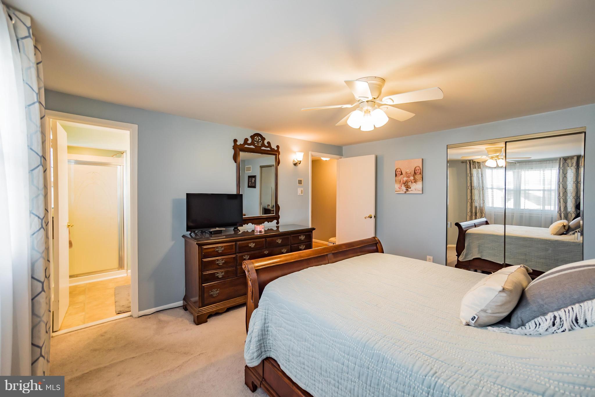 9717 Beacon Road Philadelphia, PA 19115 - Photo 18 of 28