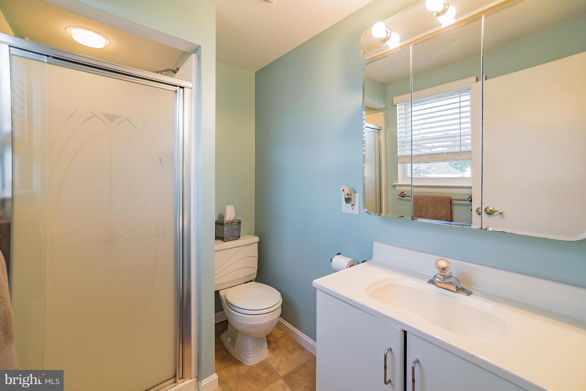 9717 Beacon Road Philadelphia, PA 19115 - Photo 19 of 28