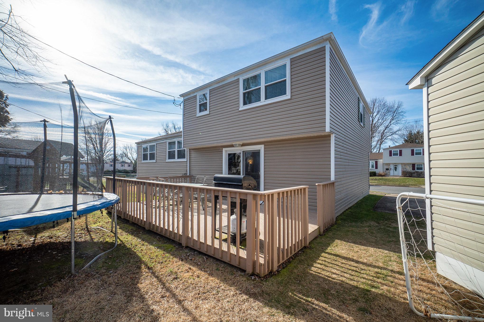 9717 Beacon Road Philadelphia, PA 19115 - Photo 27 of 28