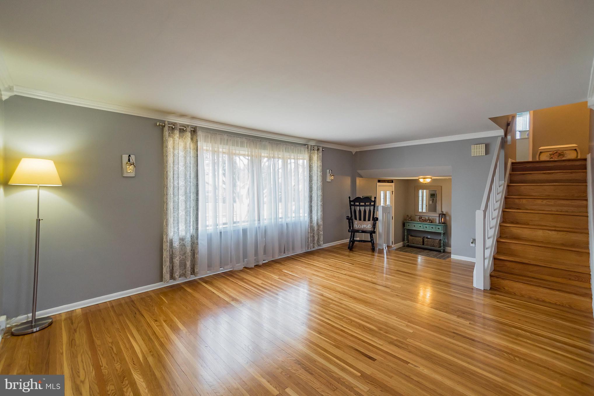 9717 Beacon Road Philadelphia, PA 19115 - Photo 6 of 28
