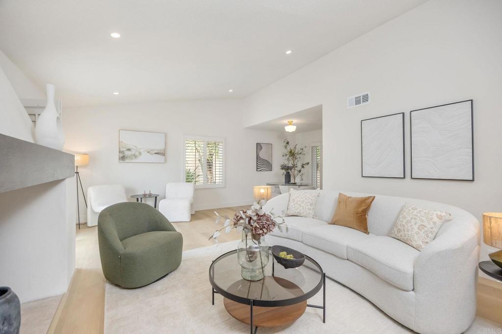 17690 San Rafael Street Fountain Valley, CA 92708 - Photo 4 of 31