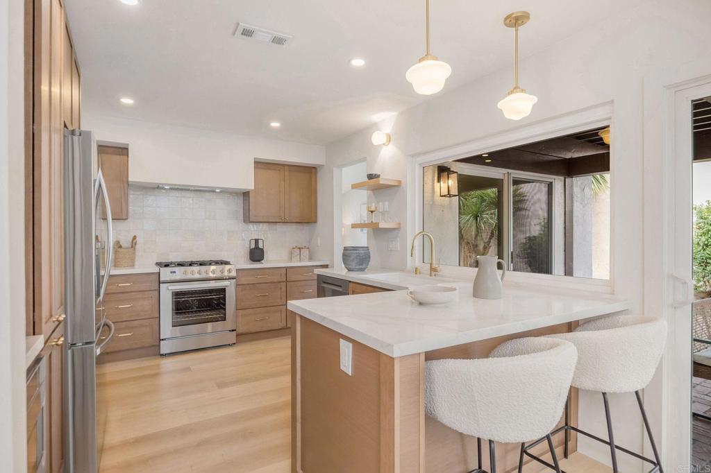 17690 San Rafael Street Fountain Valley, CA 92708 - Photo 8 of 31