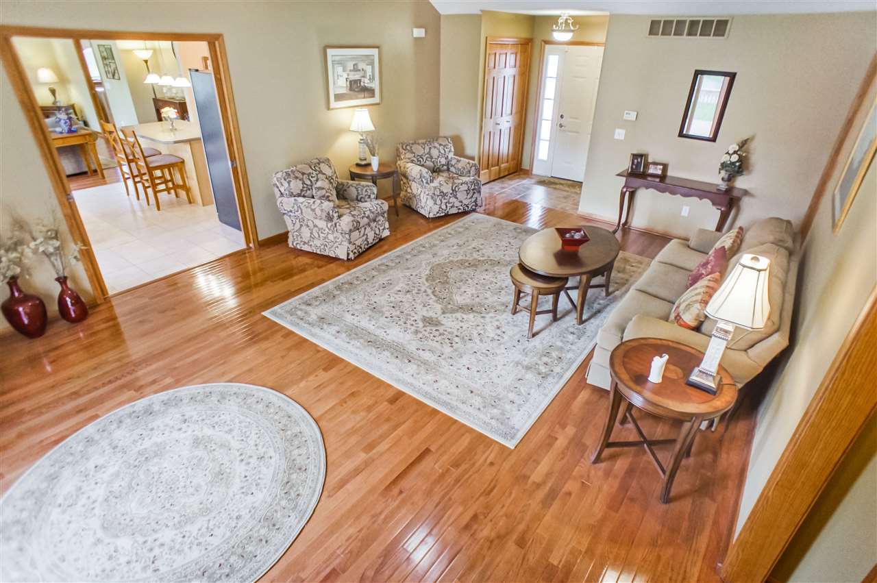 51879 Primrose Road South Bend, IN 46628 - Photo 14 of 29 Gallery Image 14