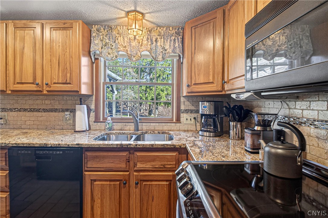 6332 Glass Factory Road Marcy, NY 13403 - Photo 13 of 40