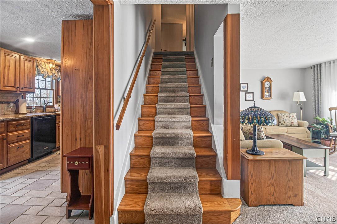 6332 Glass Factory Road Marcy, NY 13403 - Photo 23 of 40