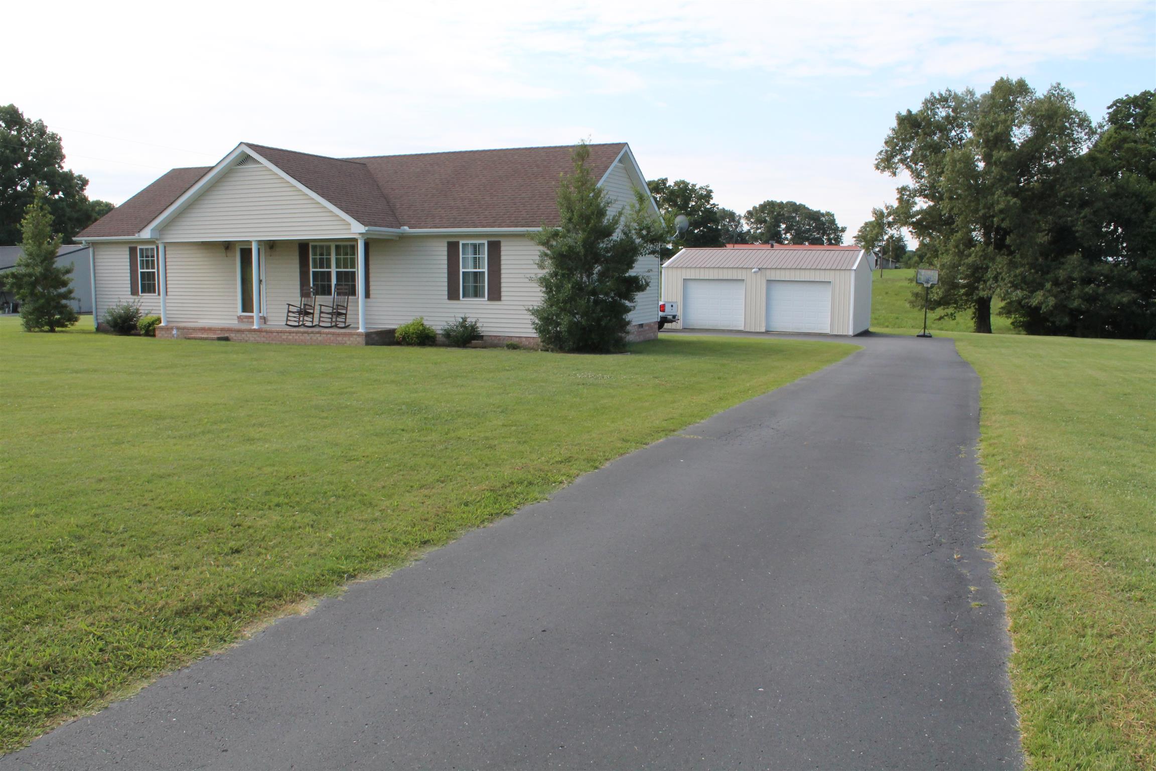 413 Walton Chapel Road Lafayette, TN 37083 - Photo 2 of 20 Gallery Image 2