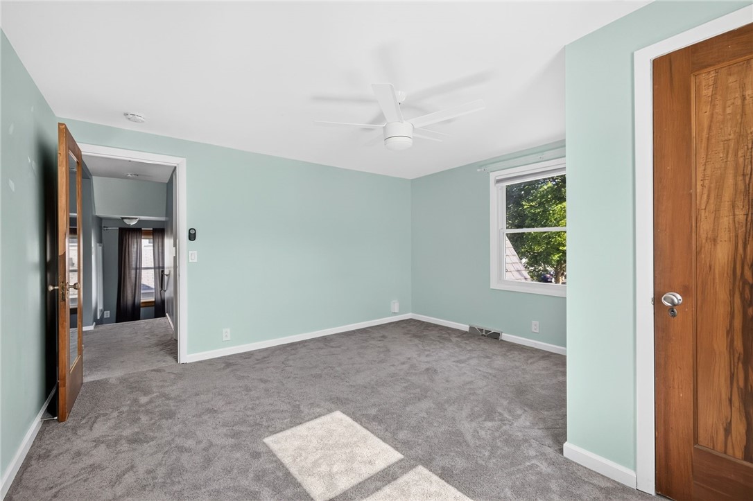 220 Barry Road Irondequoit, NY 14617 - Photo 27 of 34
