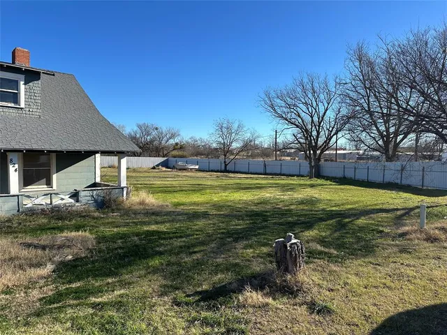 $68,000 | 824 Blackwell Road, Ranger, TX 76470